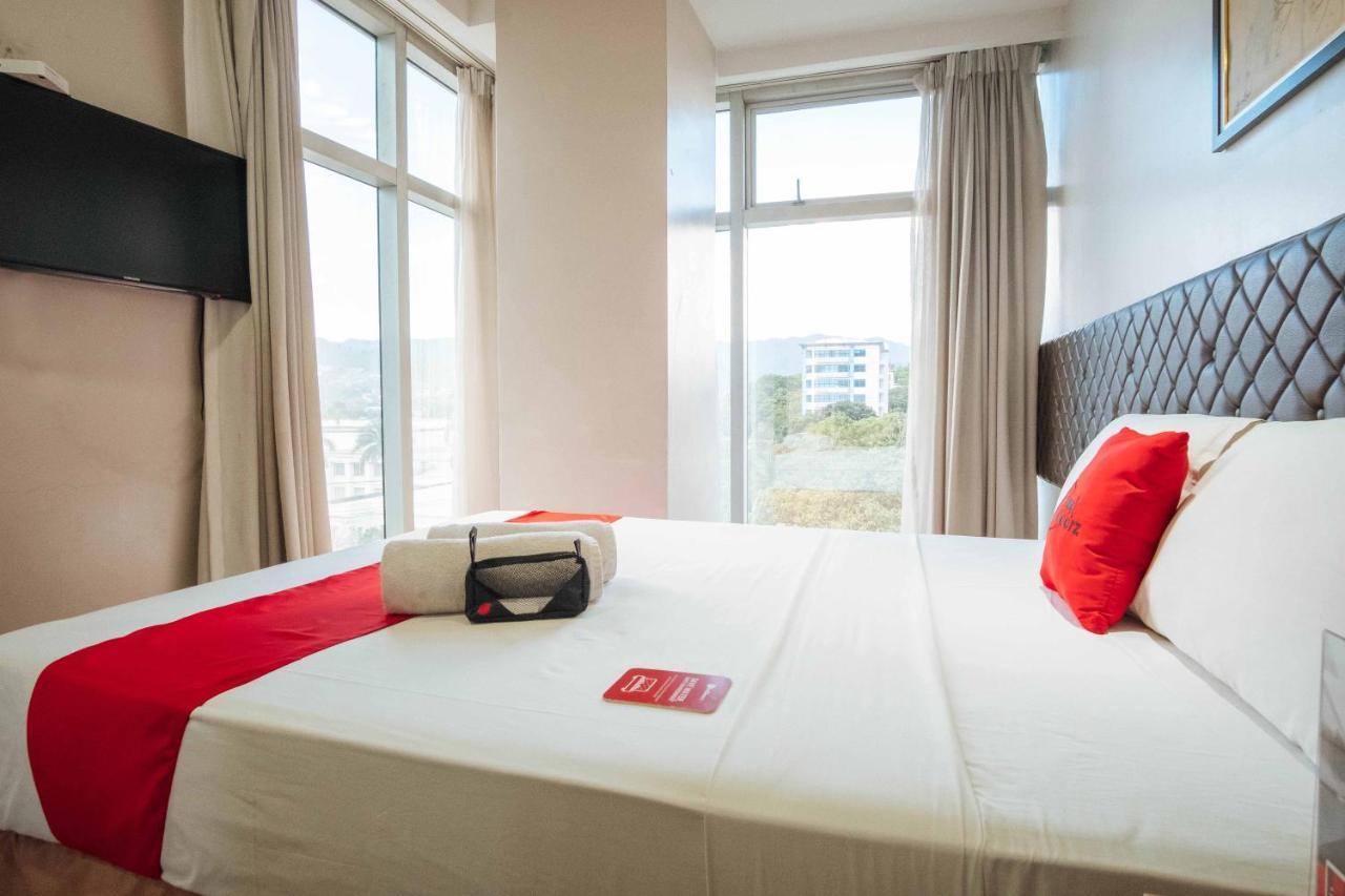 Reddoorz Plus Near Cebu Capitol Buitenkant foto