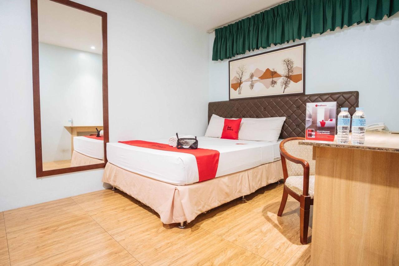 Reddoorz Plus Near Cebu Capitol Buitenkant foto